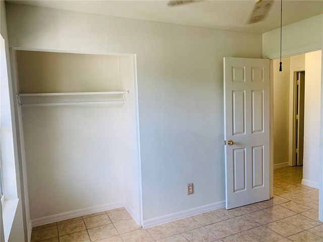985 23rd Place SW, Vero Beach, FL 32962