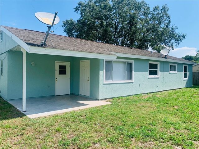985 23rd Place SW, Vero Beach, FL 32962