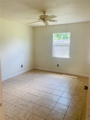 985 23rd Place SW, Vero Beach, FL 32962