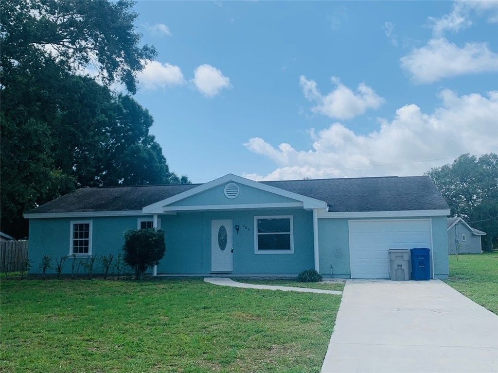 985 23rd Place SW, Vero Beach, FL 32962