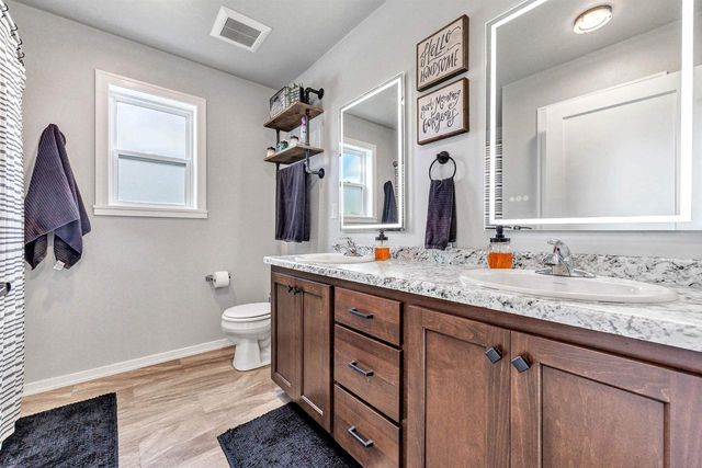 1726 RED OAK STREET, Howard, WI 54313