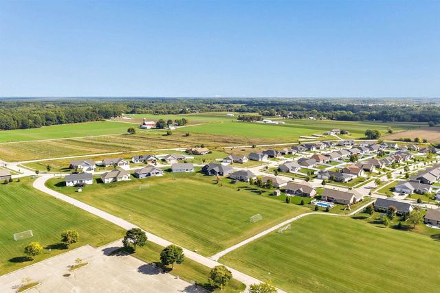 1726 RED OAK STREET, Howard, WI 54313