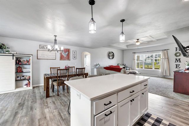 1726 RED OAK STREET, Howard, WI 54313
