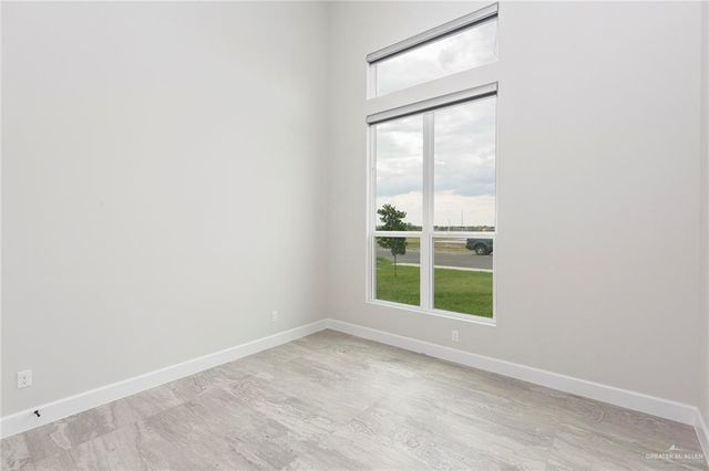 9806 N 24th Lane, Mcallen, TX 78504