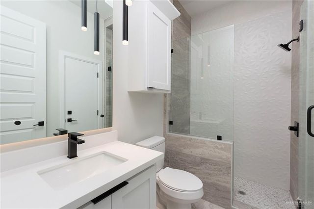 9806 N 24th Lane, Mcallen, TX 78504