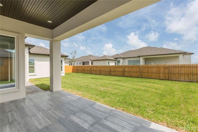 9806 N 24th Lane, Mcallen, TX 78504