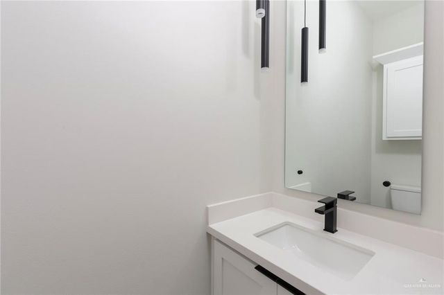 9806 N 24th Lane, Mcallen, TX 78504