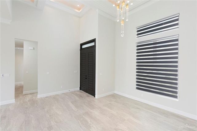 9806 N 24th Lane, Mcallen, TX 78504