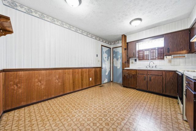 5332 Trabue Road, Columbus, OH 43228