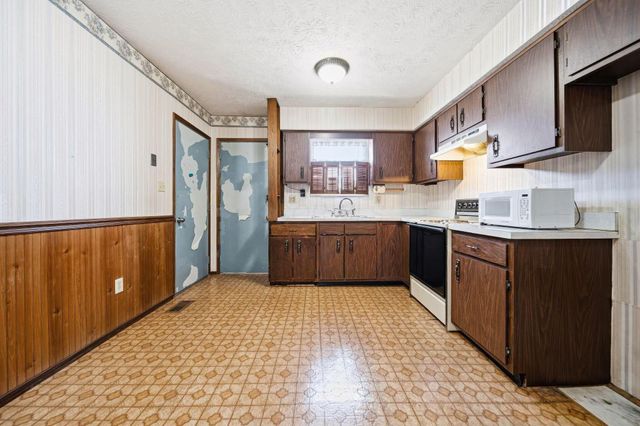 5332 Trabue Road, Columbus, OH 43228