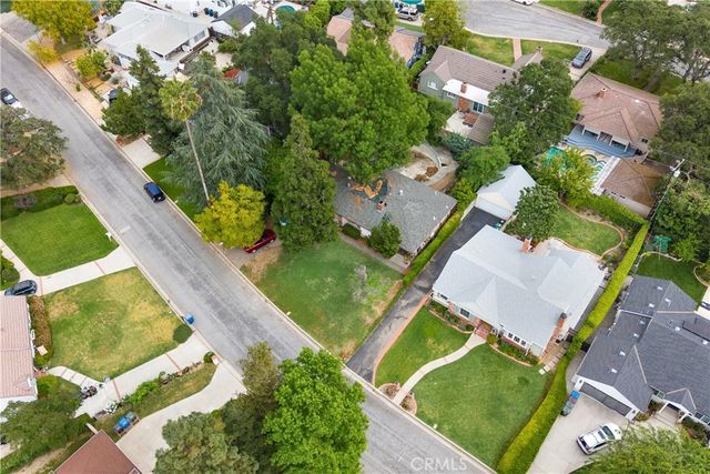 4820 Burgoyne, La Canada Flintridge, CA 91011