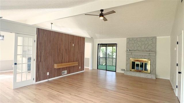 1287 Candlelite Lane, Snellville, GA 30078