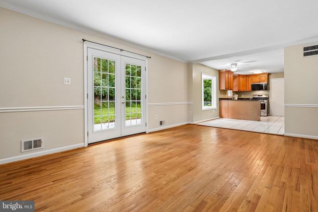 9612 WHITECEDAR CT, Vienna, VA 22181