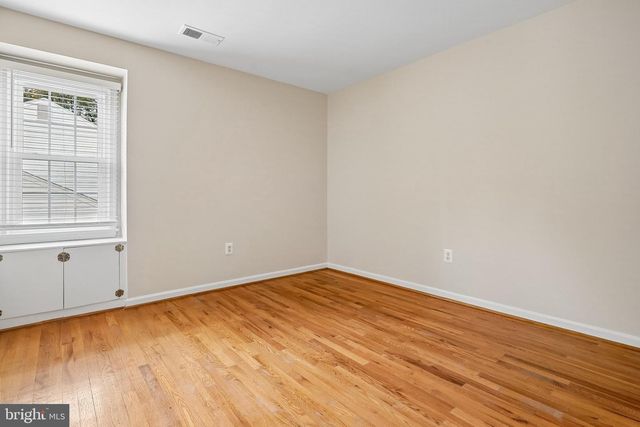 9612 WHITECEDAR CT, Vienna, VA 22181