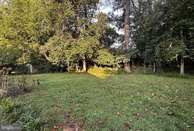 9612 WHITECEDAR CT, Vienna, VA 22181