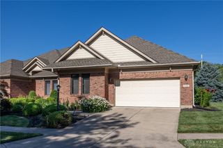 7135 Salem Crossing Place, Englewood, OH 45322