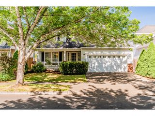 2457 Ne 10TH Ave, Hillsboro, OR 97124