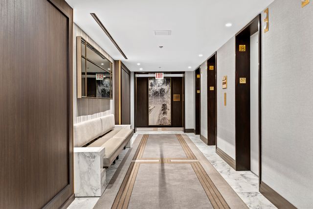 180 E Pearson Street 3702, Chicago, IL 60611