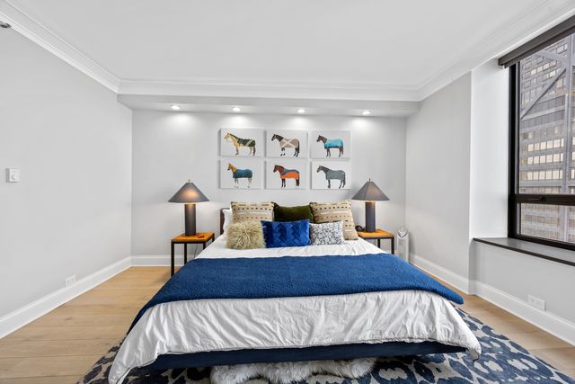 180 E Pearson Street 3702, Chicago, IL 60611