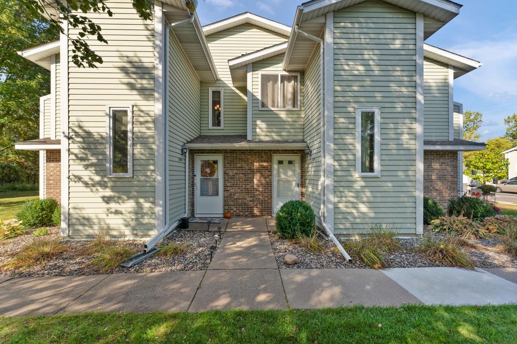 2474 Cobble Hill Alcove A, Woodbury, MN 55125