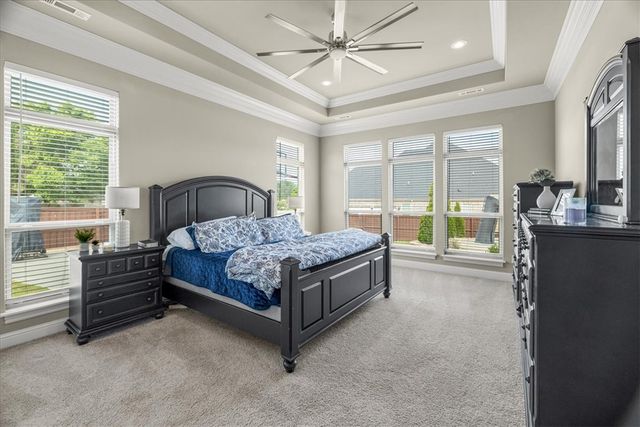1300 Birkshire Court, Cave Springs, AR 72718