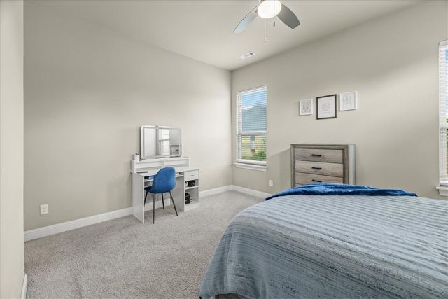 1300 Birkshire Court, Cave Springs, AR 72718