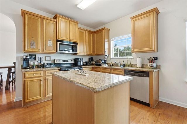 3532 Cragstone Road, Lithonia, GA 30038