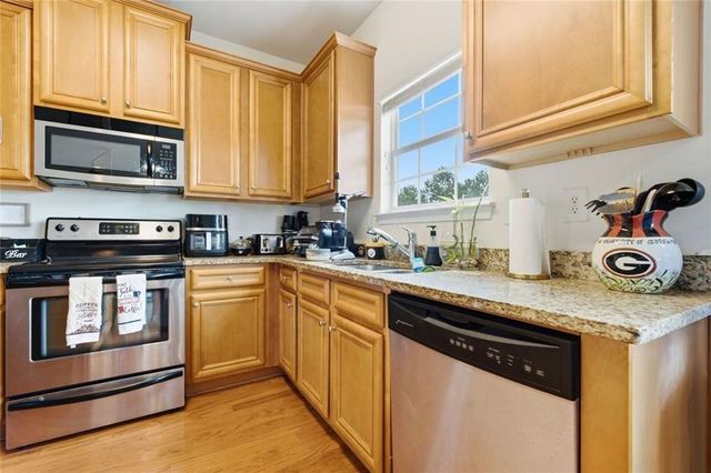 3532 Cragstone Road, Lithonia, GA 30038