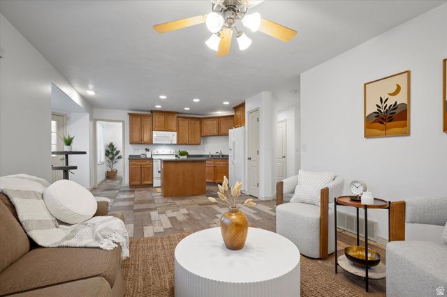 1952 E MEADOW DOWNS WAY, Cottonwood Heights, UT 84121