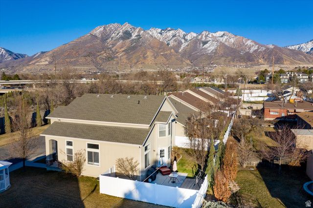 1952 E MEADOW DOWNS WAY, Cottonwood Heights, UT 84121