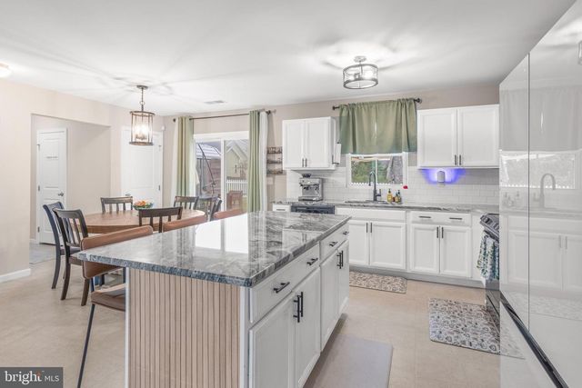 36442 CARRIAGE WALK LN, Delmar, DE 19940