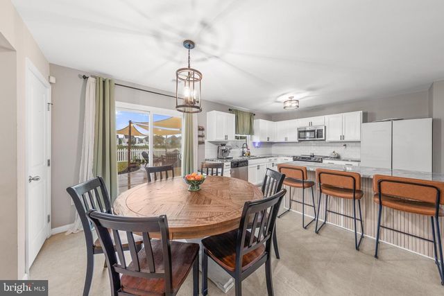 36442 CARRIAGE WALK LN, Delmar, DE 19940