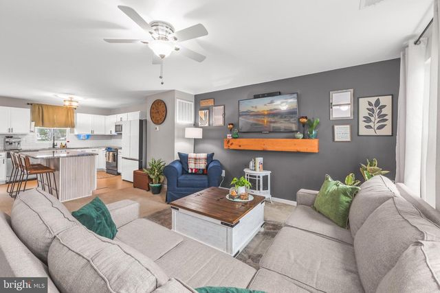 36442 CARRIAGE WALK LN, Delmar, DE 19940