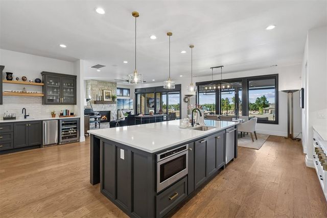 2101 Wiregrass Drive, Edmond, OK 73025