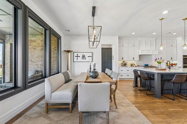 2101 Wiregrass Drive, Edmond, OK 73025