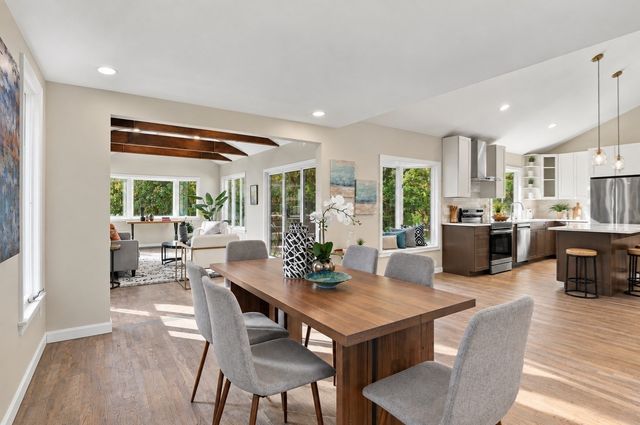 34 Morningside Lane, Lincoln, MA 01773