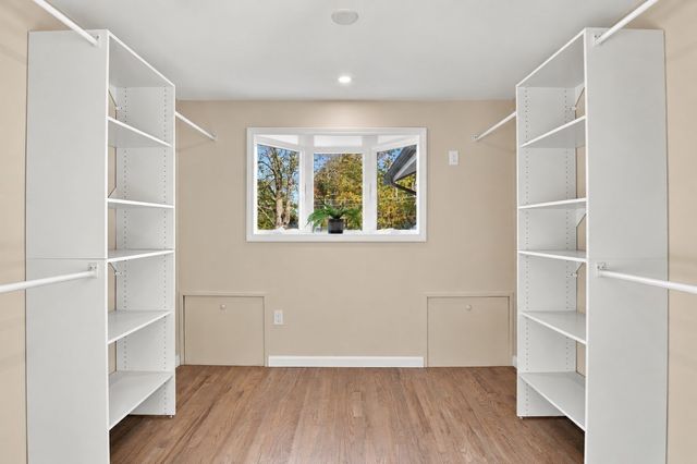 34 Morningside Lane, Lincoln, MA 01773