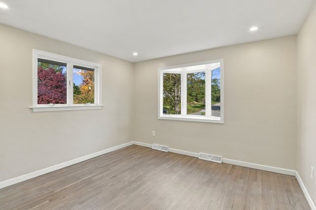 34 Morningside Lane, Lincoln, MA 01773