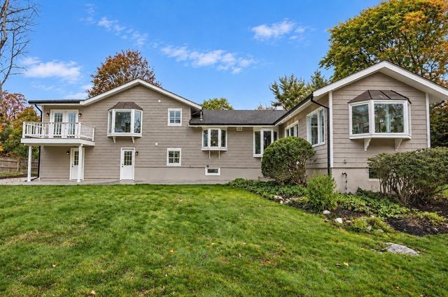 34 Morningside Lane, Lincoln, MA 01773
