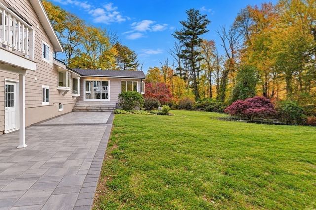 34 Morningside Lane, Lincoln, MA 01773