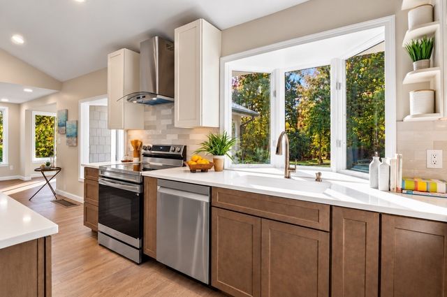 34 Morningside Lane, Lincoln, MA 01773