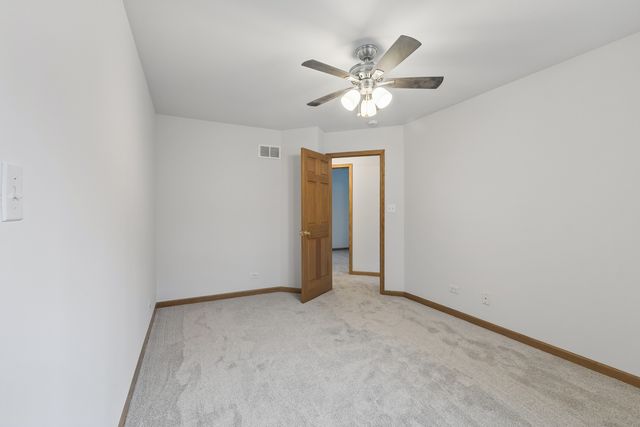 4241 Lindenwood Drive A, Matteson, IL 60443