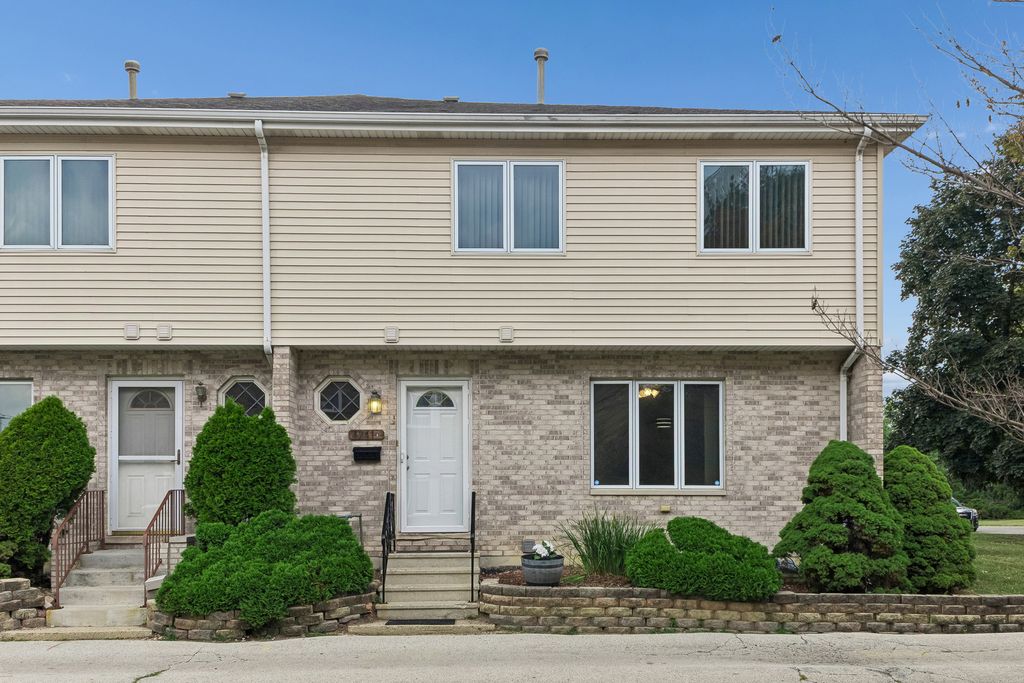 4241 Lindenwood Drive A, Matteson, IL 60443