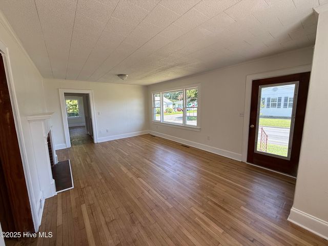 100 First Street, Williamston, NC 27892