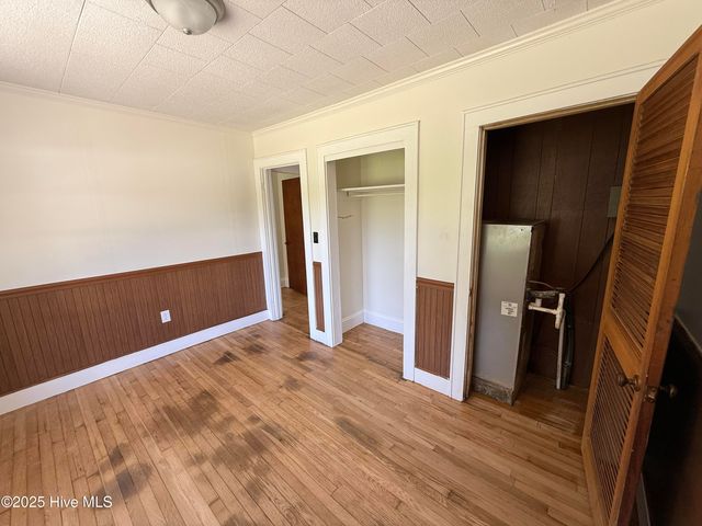 100 First Street, Williamston, NC 27892