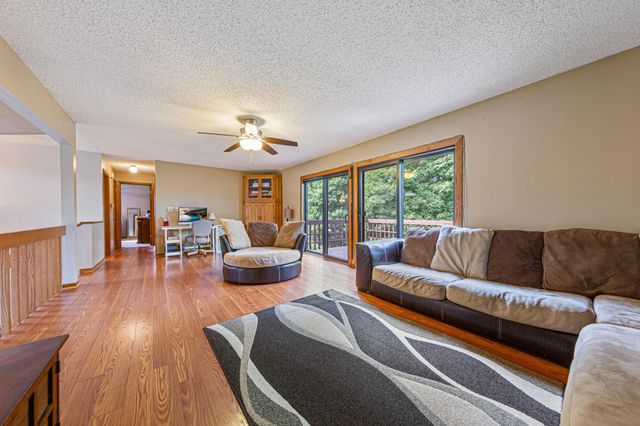 4239 1st Street NW, Rochester, MN 55901