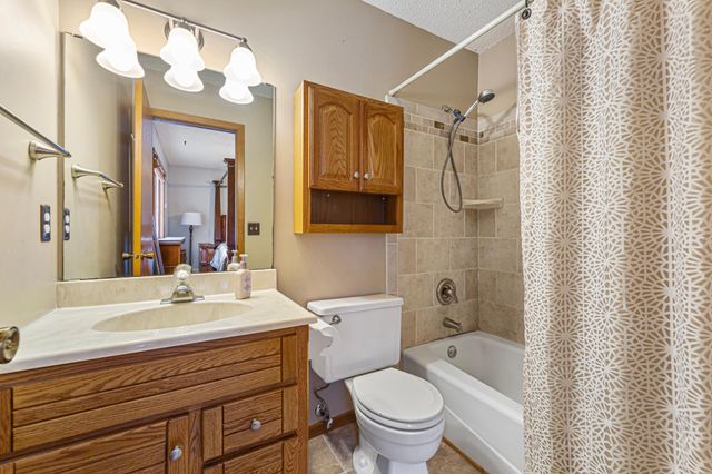 4239 1st Street NW, Rochester, MN 55901