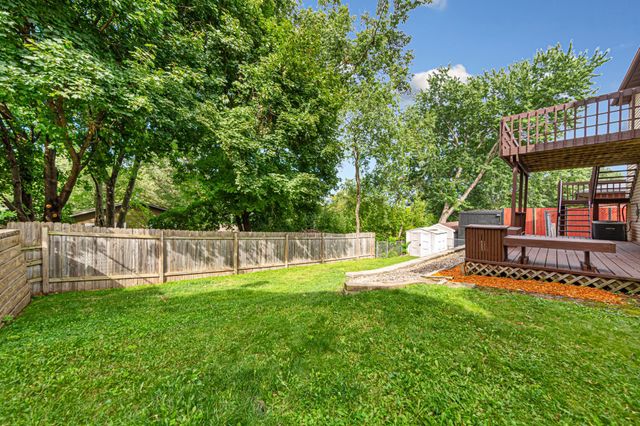 4239 1st Street NW, Rochester, MN 55901
