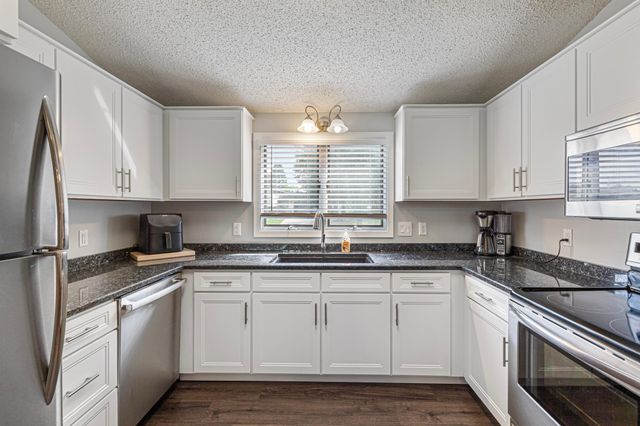 4239 1st Street NW, Rochester, MN 55901