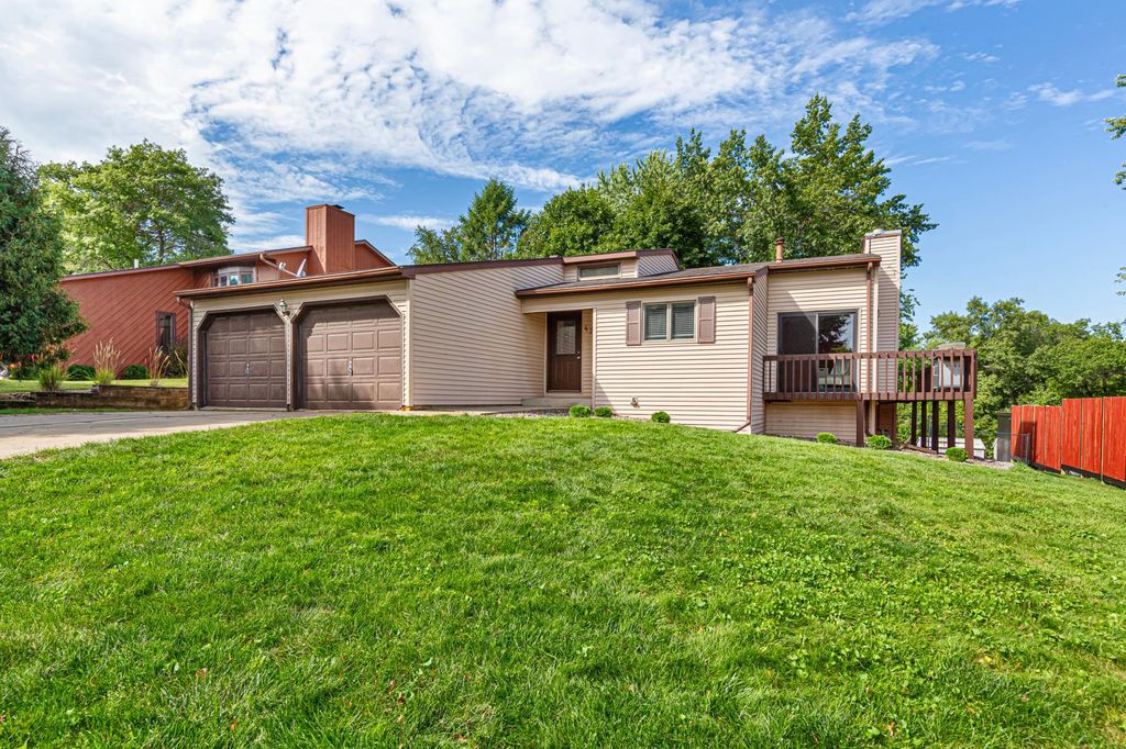 4239 1st Street NW, Rochester, MN 55901